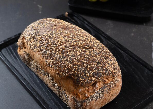 לחם בר של מאפיית לחם ארטיזן
