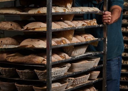 מאפייה רמת השרון מספר 1 השייכת ללחם ארטיזן